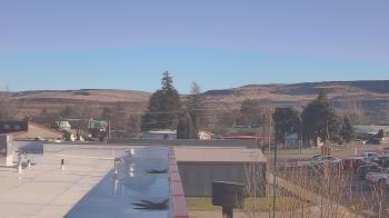 Weather camera view of Bridgeport High School.