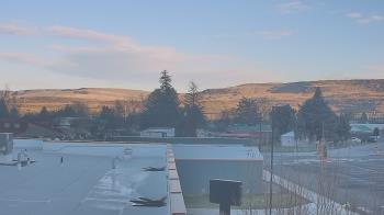 Weather camera view of Bridgeport High School.