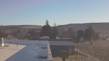 Weather camera view of Bridgeport High School.