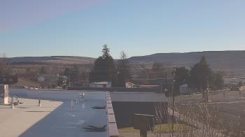 Weather camera view of Bridgeport High School.