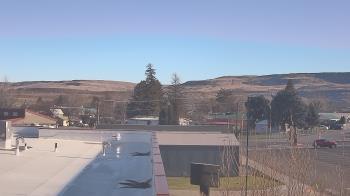Weather camera view of Bridgeport High School.