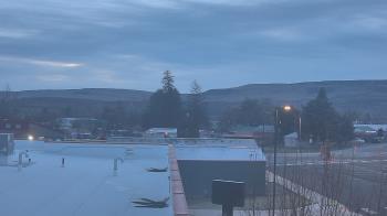 Weather camera view of Bridgeport High School.