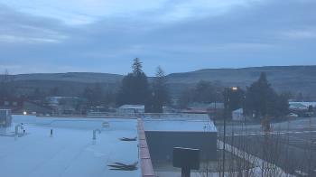 Weather camera view of Bridgeport High School.