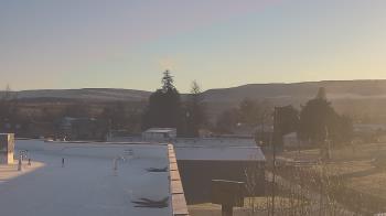 Weather camera view of Bridgeport High School.