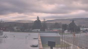 Weather camera view of Bridgeport High School.