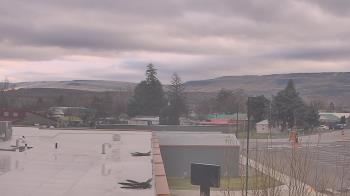 Weather camera view of Bridgeport High School.