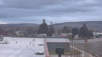 Weather camera view of Bridgeport High School.