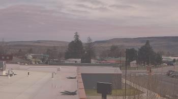 Weather camera view of Bridgeport High School.