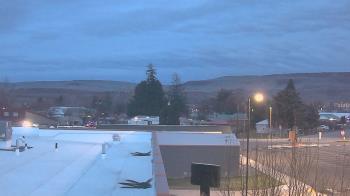 Weather camera view of Bridgeport High School.