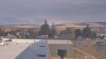 Weather camera view of Bridgeport High School.
