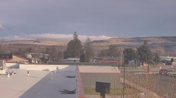 Weather camera view of Bridgeport High School.