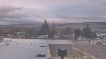 Weather camera view of Bridgeport High School.