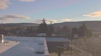 Weather camera view of Bridgeport High School.