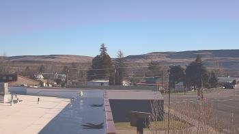 Weather camera view of Bridgeport High School.