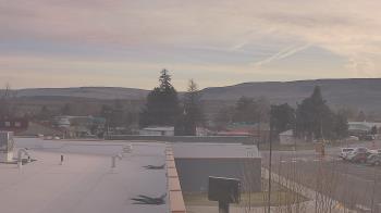 Weather camera view of Bridgeport High School.