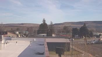 Weather camera view of Bridgeport High School.