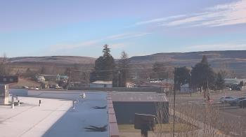 Weather camera view of Bridgeport High School.