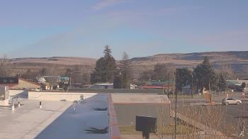 Weather camera view of Bridgeport High School.