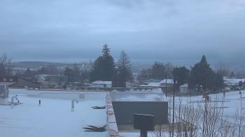 Weather camera view of Bridgeport High School.