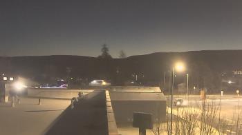 Weather camera view of Bridgeport High School.