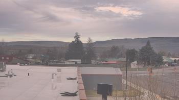 Weather camera view of Bridgeport High School.