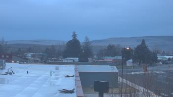 Weather camera view of Bridgeport High School.