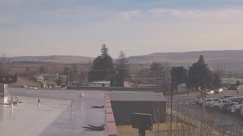 Weather camera view of Bridgeport High School.