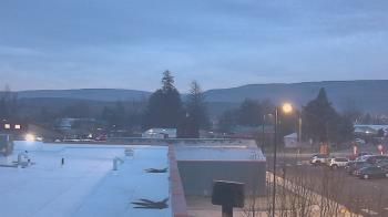 Weather camera view of Bridgeport High School.