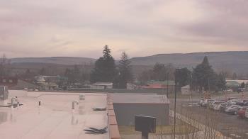 Weather camera view of Bridgeport High School.