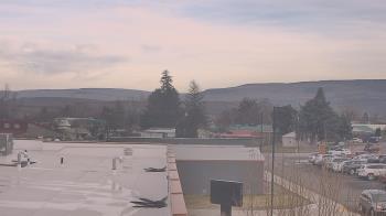Weather camera view of Bridgeport High School.