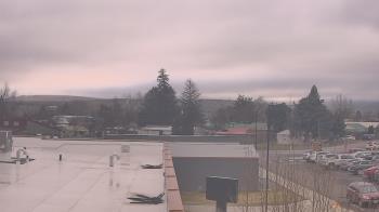 Weather camera view of Bridgeport High School.