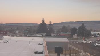 Weather camera view of Bridgeport High School.
