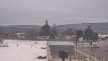 Weather camera view of Bridgeport High School.