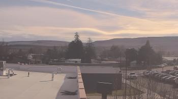 Weather camera view of Bridgeport High School.