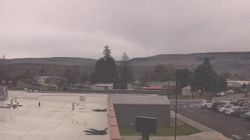 Weather camera view of Bridgeport High School.