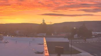 Weather camera view of Bridgeport High School.