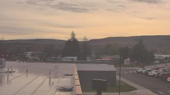 Weather camera view of Bridgeport High School.