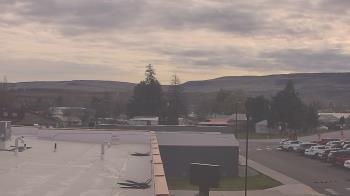 Weather camera view of Bridgeport High School.