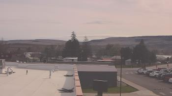 Weather camera view of Bridgeport High School.