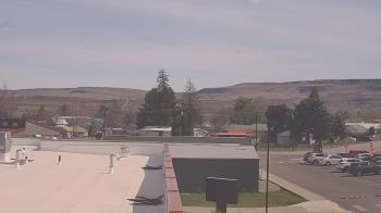 Weather camera view of Bridgeport High School.