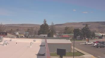 Weather camera view of Bridgeport High School.