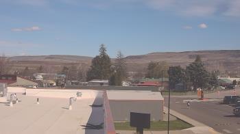 Weather camera view of Bridgeport High School.