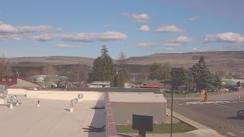 Weather camera view of Bridgeport High School.