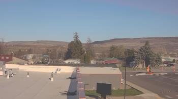 Weather camera view of Bridgeport High School.