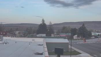 Weather camera view of Bridgeport High School.