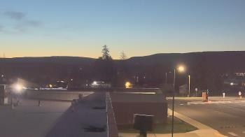 Weather camera view of Bridgeport High School.