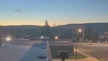 Weather camera view of Bridgeport High School.