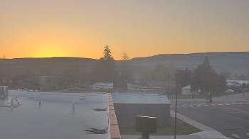 Weather camera view of Bridgeport High School.