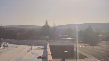 Weather camera view of Bridgeport High School.