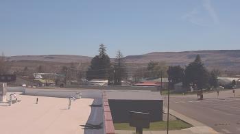 Weather camera view of Bridgeport High School.